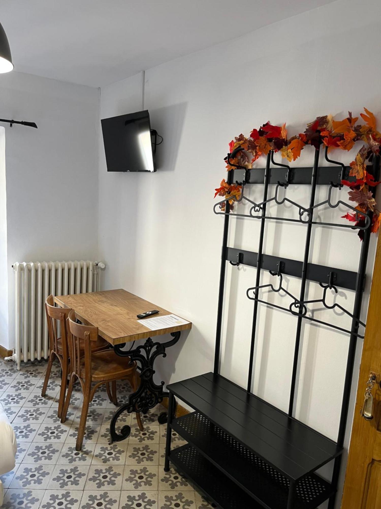 Cafe Du Commerce Genolhac Εξωτερικό φωτογραφία